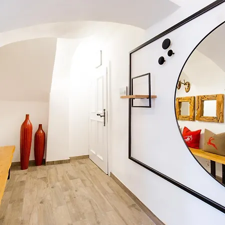 Altstadt Luxury Design Apartmán Solnohrad