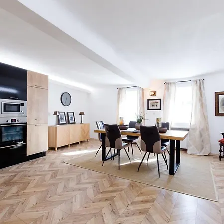 Altstadt Luxury Design *