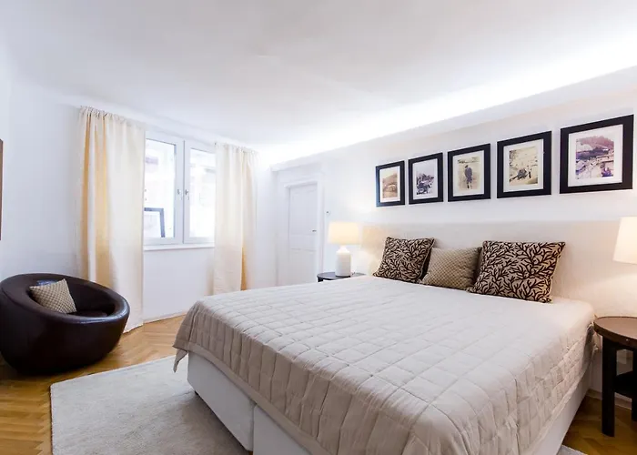 Altstadt Luxury Design Apartmán *