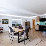 Altstadt Luxury Design Apartment *
